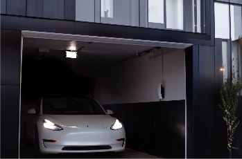 Northeast Calgary homes with triple car garages Triple car garage homes Calgary NE